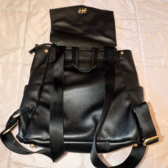 Freshly Picked Diaper Backpack - Picture 5 of 7